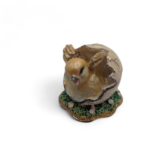 Bejeweled Enameled Hinged Magnetic Trinket Box Baby Chick Hatching from Egg - Picture 13 of 13